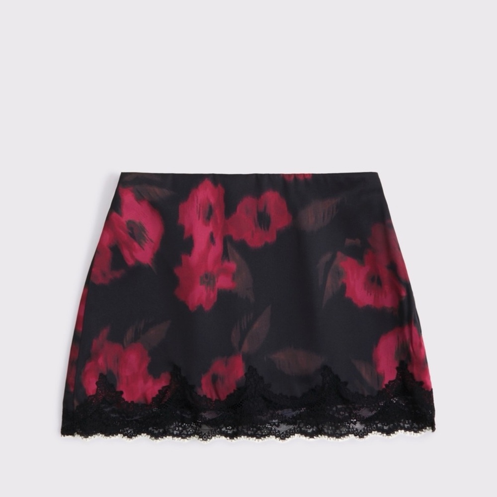 Abercrombie & Fitch Black and Red Floral Mini Skirt